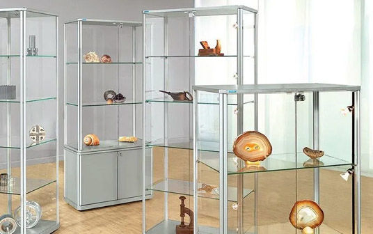 Glasskåp & Glasmontrar